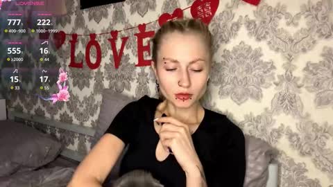  HERES SILVIA AND OlIVIA  WELCOME EVERYONE LOVENSE DOMI REACT TO YOUR TIPS LETS MAKE A GREAT SHOW TOGETHER  online show from September 19, 6:37 am