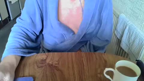 Snapshot of poshman65 chatting on January 19, 12:20 pm poshman65 online show from January 19, 12:20 pm