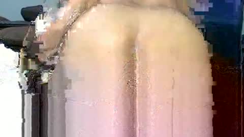 Snapshot of poundittt chatting on September 15, 12:10 am dikud0wn online show from September 15, 12:10 am