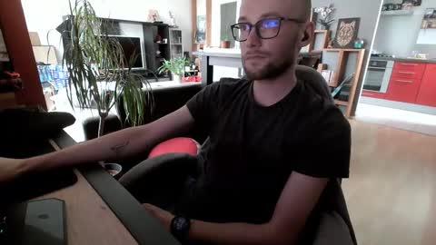 Blou online show from March 28, 1:54 pm