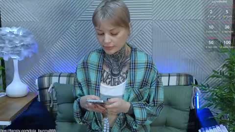 Lola online show from May 9, 5:23 am