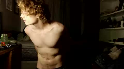 Snapshot of powertopbottom chatting on October 27, 7:56 am PowerSwitch online show from October 27, 7:56 am