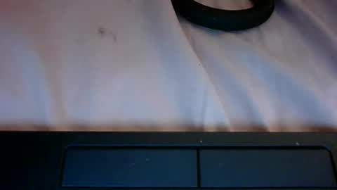 Snapshot of powthunder85 chatting on April 1, 1:39 am powthunder85 online show from April 1, 1:39 am