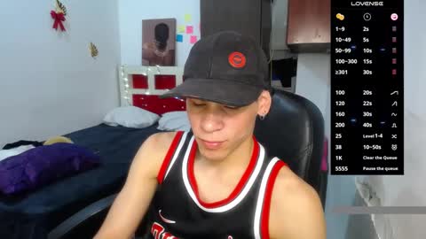 Snapshot of poysonsam chatting on January 11, 2:58 pm Ricksam online show from January 11, 2:58 pm