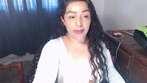 maryana online show from May 17, 8:05 pm
