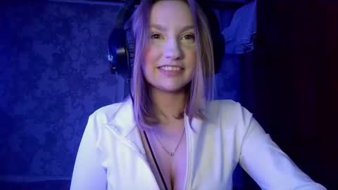 pr_in_cess_ online show from October 6, 9:45 pm