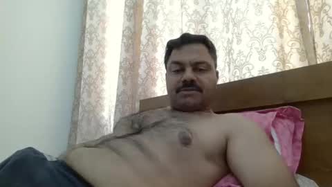 pradeep99107849 online show from November 7, 7:52 am