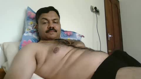 pradeep99107849 online show from March 25, 9:04 am
