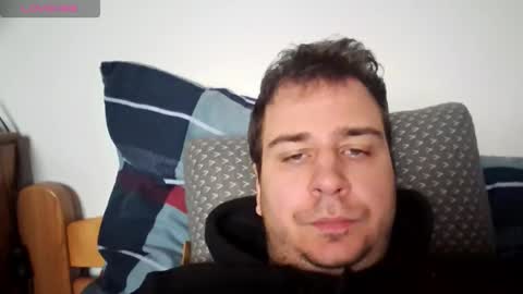 Snapshot of prdolac chatting on December 21, 8:32 am prdolac online show from December 21, 8:32 am