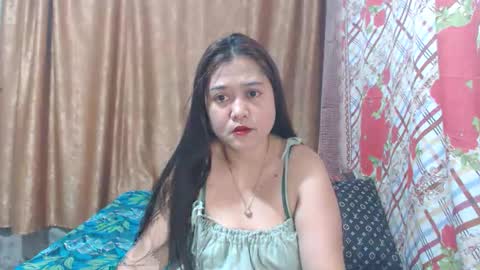 precious0088 online show from May 8, 12:27 am