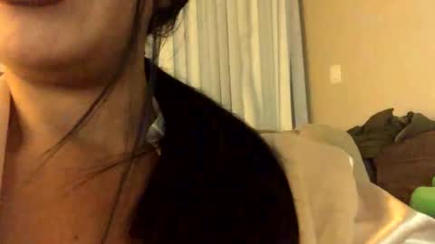 Snapshot of preciousmami chatting on November 22, 6:12 am preciousmami online show from November 22, 6:12 am