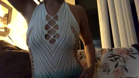 Snapshot of preciousmami chatting on November 27, 5:42 am preciousmami online show from November 27, 5:42 am