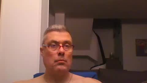 Snapshot of prendimisubito chatting on March 10, 1:21 am prendimisubito online show from March 10, 1:21 am