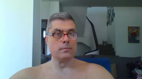 Snapshot of prendimisubito chatting on March 20, 10:42 am prendimisubito online show from March 20, 10:42 am