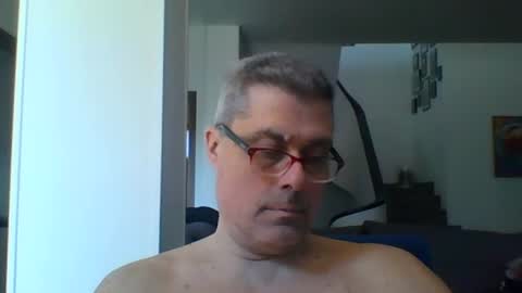 Snapshot of prendimisubito chatting on March 23, 10:19 am prendimisubito online show from March 23, 10:19 am