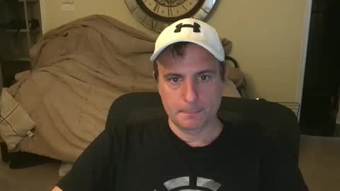 preppyguyintokink1 online show from May 6, 8:36 pm