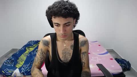 Plux online show from October 24, 6:37 pm