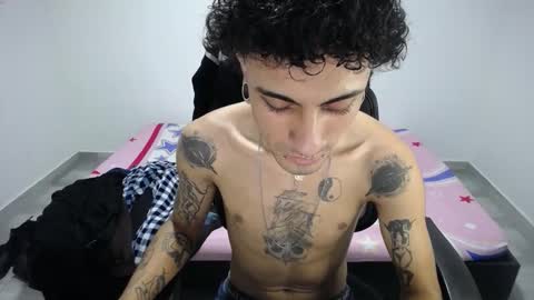 Plux online show from October 30, 6:41 pm