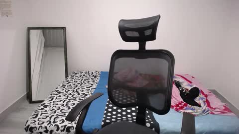 Plux online show from November 6, 6:36 am