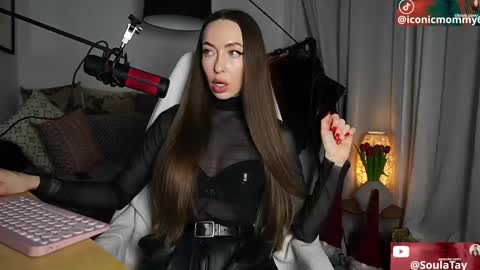 I take a break from streaming  since 17th of Novermber until 1st December online show from January 7, 9:39 pm