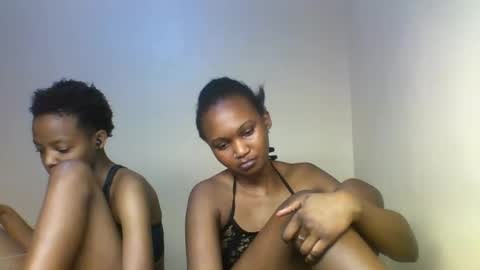 Snapshot of prettie_candy9 chatting on October 2, 12:50 am Prettie candy9 online show from October 2, 12:50 am