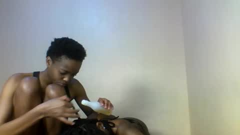 Snapshot of prettie_candy9 chatting on October 24, 12:41 am Prettie candy9 online show from October 24, 12:41 am