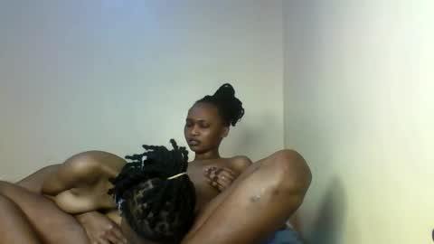 Snapshot of prettie_candy9 chatting on October 28, 3:36 pm Prettie candy9 online show from October 28, 3:36 pm