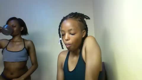 Snapshot of prettie_candy9 chatting on October 31, 12:44 am Prettie candy9 online show from October 31, 12:44 am