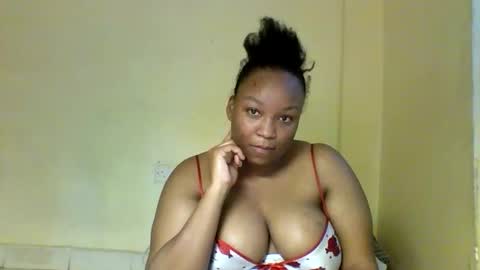 Snapshot of prettie_diva0 chatting on October 11, 4:12 am Prettie diva online show from October 11, 4:12 am