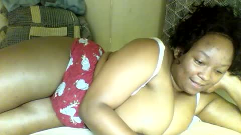 Snapshot of prettie_diva0 chatting on October 28, 4:42 pm Prettie diva online show from October 28, 4:42 pm