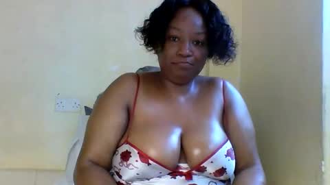 Snapshot of prettie_diva0 chatting on October 29, 1:24 pm Prettie diva online show from October 29, 1:24 pm