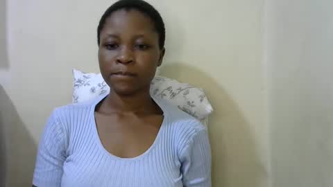 prettie_tesh online show from March 12, 8:41 pm