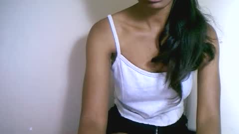 Snapshot of prettiethalia chatting on November 3, 7:04 pm prettiethalia online show from November 3, 7:04 pm