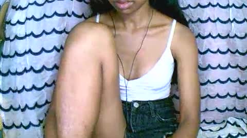 Snapshot of prettiethalia chatting on January 15, 8:23 pm prettiethalia online show from January 15, 8:23 pm