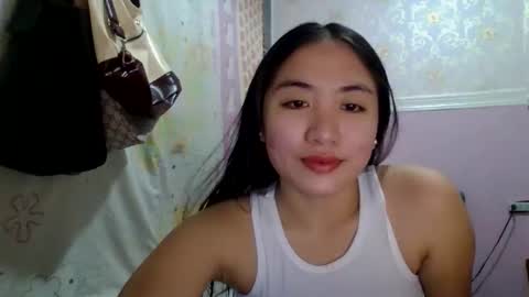 pretty_am online show from October 11, 4:33 am
