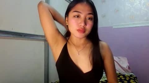 pretty_am online show from March 14, 3:06 pm