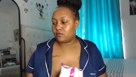 Snapshot of pretty_annah chatting on January 13, 11:15 am Annah online show from January 13, 11:15 am