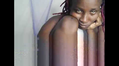 pretty_ass07 online show from May 5, 4:31 am