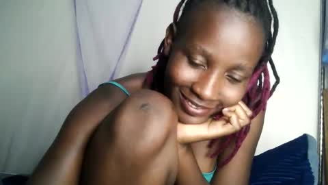 pretty_ass07 online show from May 7, 5:18 pm