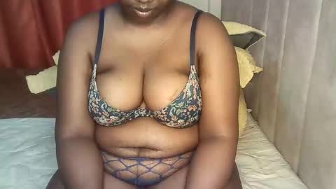 chichi online show from October 16, 4:30 pm