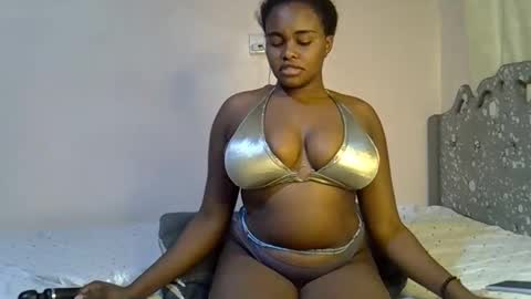 pretty_daina3 online show from October 16, 7:26 pm