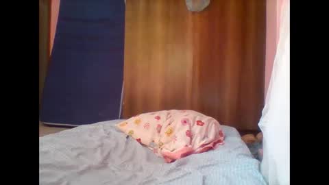 pretty_darya online show from January 6, 1:30 pm