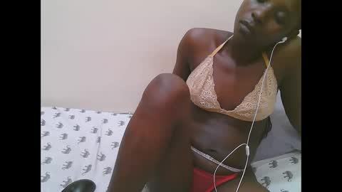 pretty online show from January 18, 3:32 am