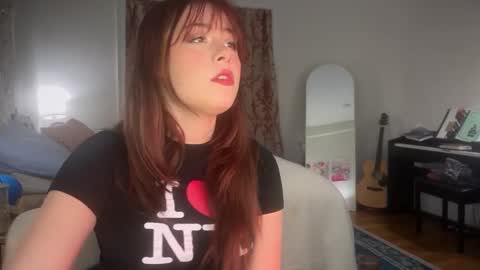 Snapshot of pretty_in_p1nk chatting on January 17, 2:18 am Sophie online show from January 17, 2:18 am