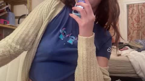 Snapshot of pretty_in_p1nk chatting on February 3, 10:03 am Sophie online show from February 3, 10:03 am