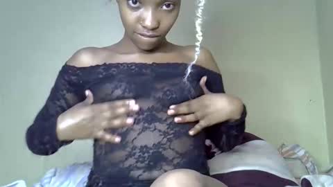 Jaz online show from November 5, 1:33 pm