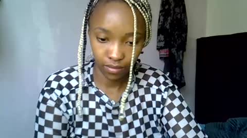 Snapshot of pretty_jazminee chatting on July 19, 8:18 am pretty jazminee online show from July 19, 8:18 am