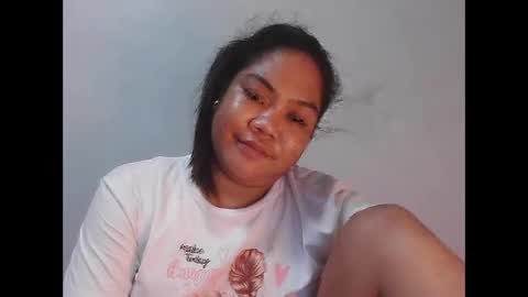 Snapshot of pretty_jewel05 chatting on September 11, 11:21 am pretty_jewel05 online show from September 11, 11:21 am