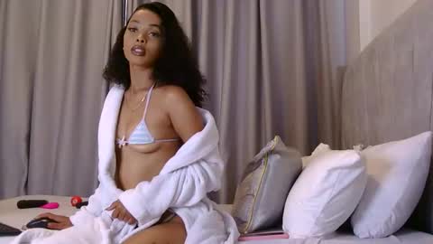 Snapshot of pretty_josey chatting on March 8, 3:54 am pretty_josey online show from March 8, 3:54 am