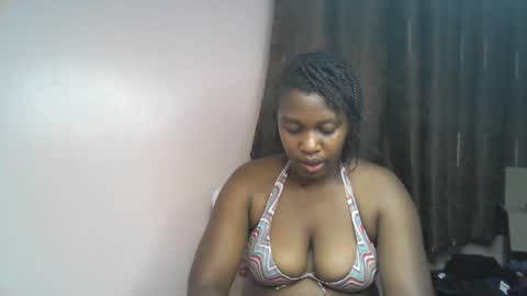 pretty_kylah online show from April 4, 5:21 pm